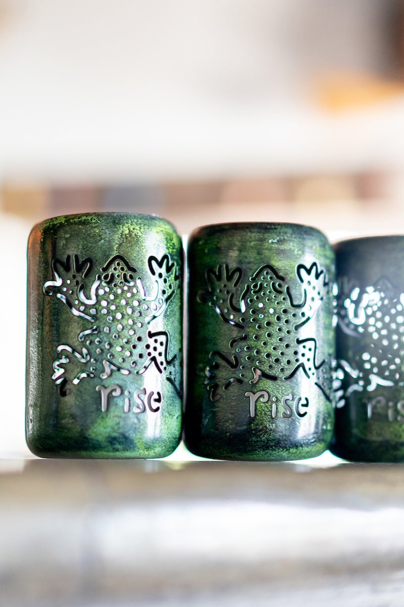rise n°1 Frog Votive