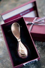 Load image into Gallery viewer, rise n°1 Tilt Butter Knife